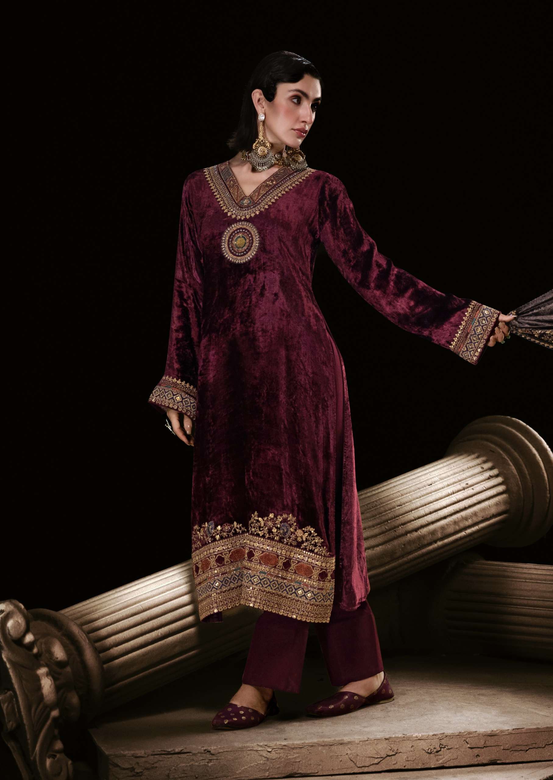Aiqa Lifestyle - The Royal Chaper 