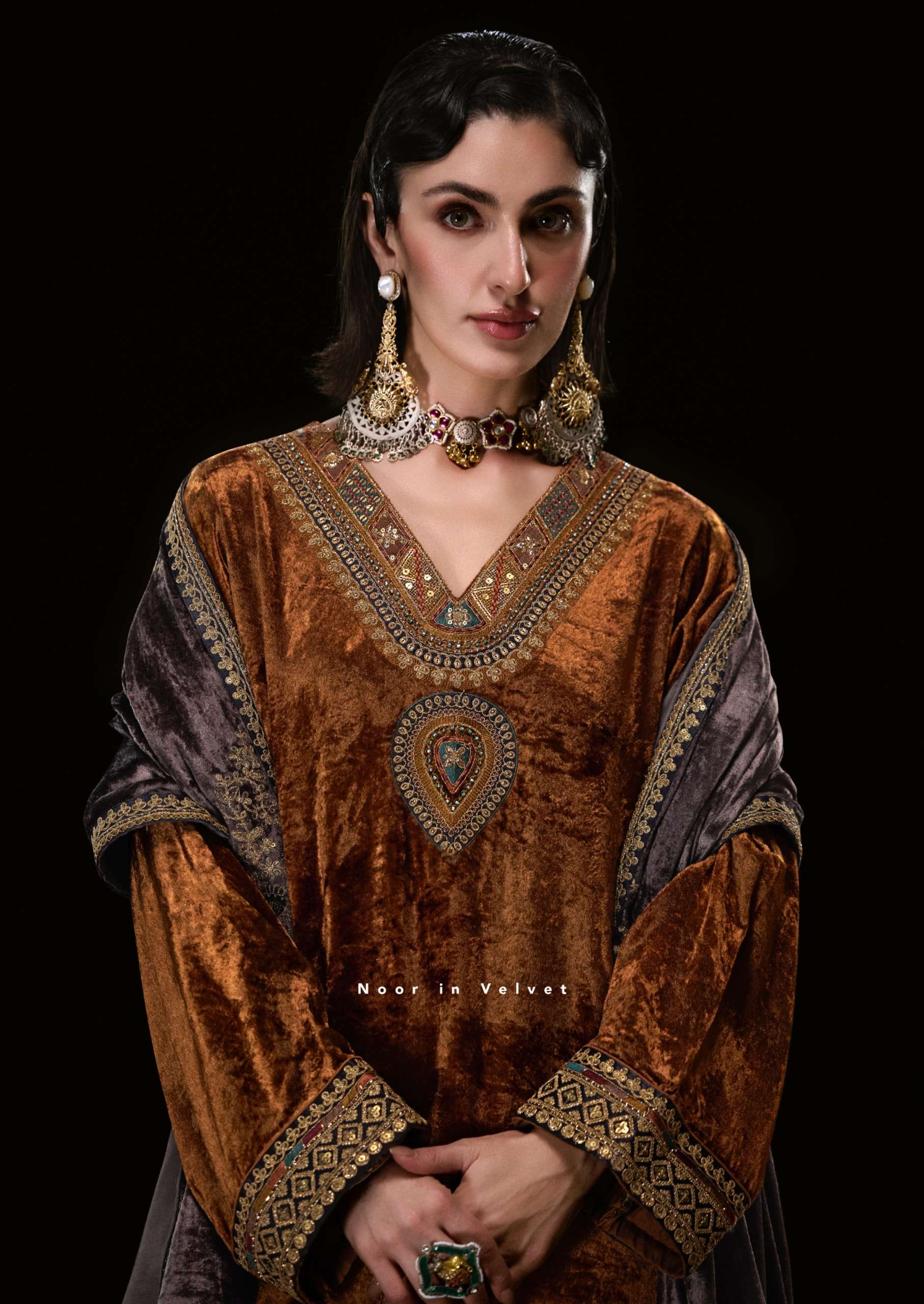 Aiqa Lifestyle - The Royal Chaper 