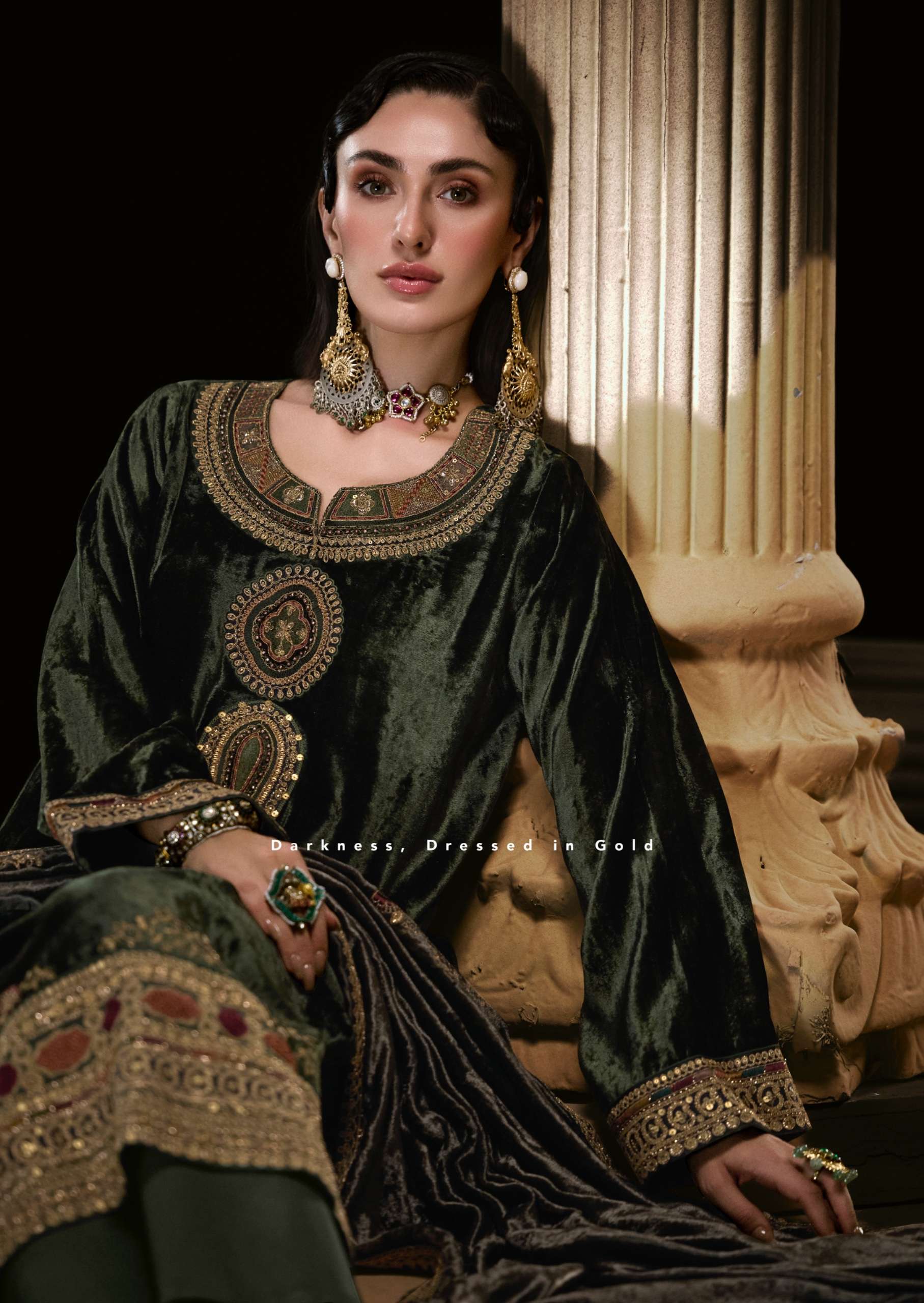 Aiqa Lifestyle - The Royal Chaper 